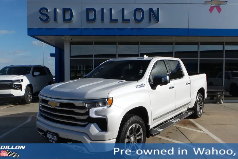 2025 Chevrolet Silverado 1500 High Country photo 1