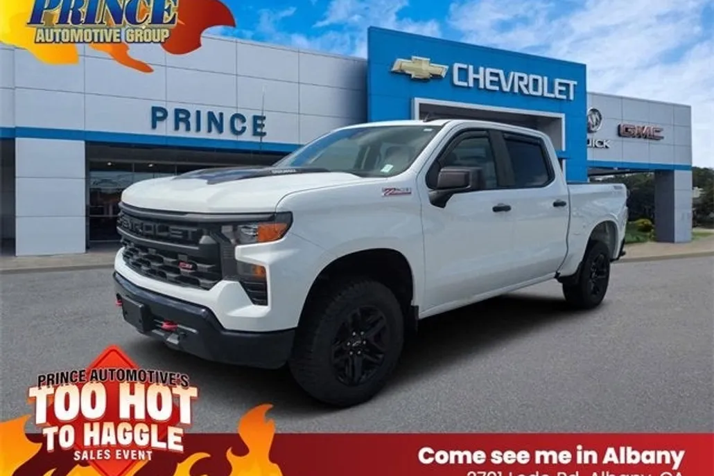 2022 Chevrolet Silverado 1500 Custom Trail Boss photo 1