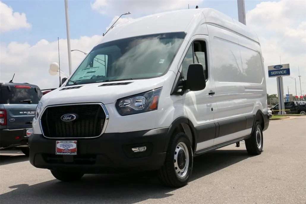 2025 Ford Transit photo 1