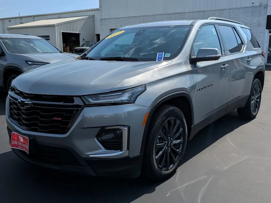 2023 Chevrolet Traverse RS photo 1