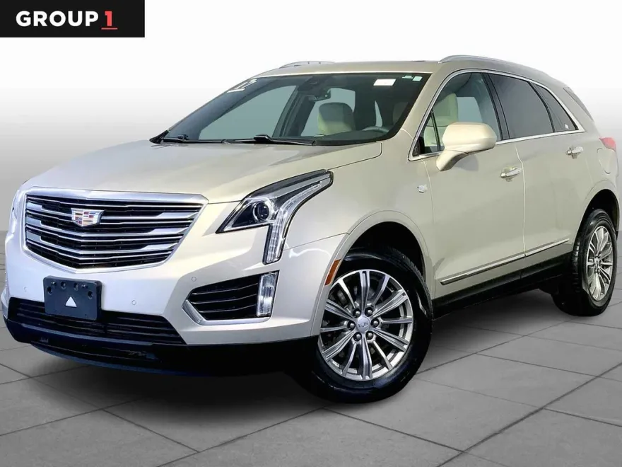 2017 Cadillac XT5 Luxury photo 1