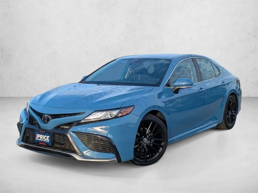2023 Toyota Camry XSE photo 1