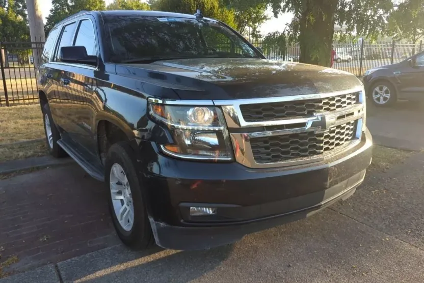 2018 Chevrolet Tahoe LT photo 1