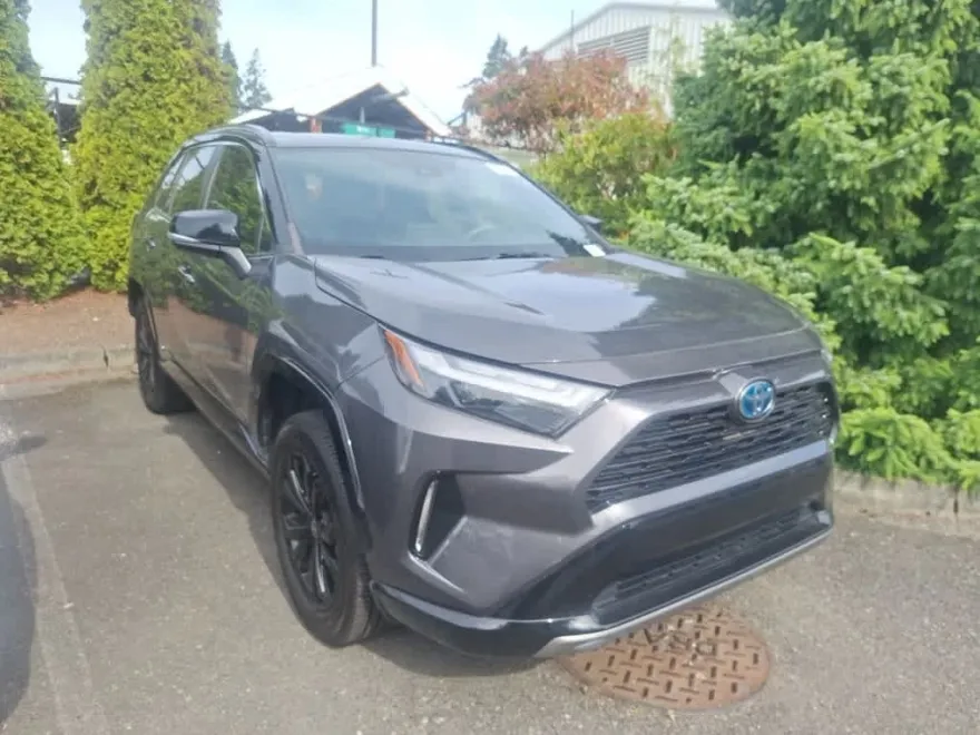 2022 Toyota RAV4 Hybrid XSE photo 1