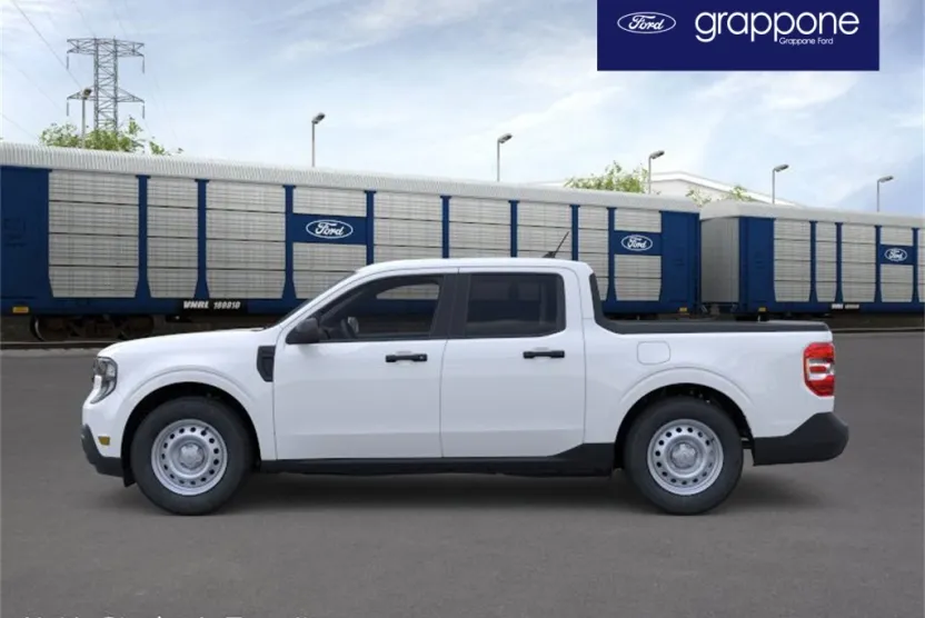 2025 Ford Maverick XL photo 1