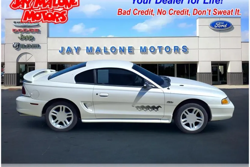 1996 Ford Mustang GT photo 1