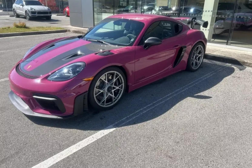 2024 Porsche Cayman GT4 RS photo 1