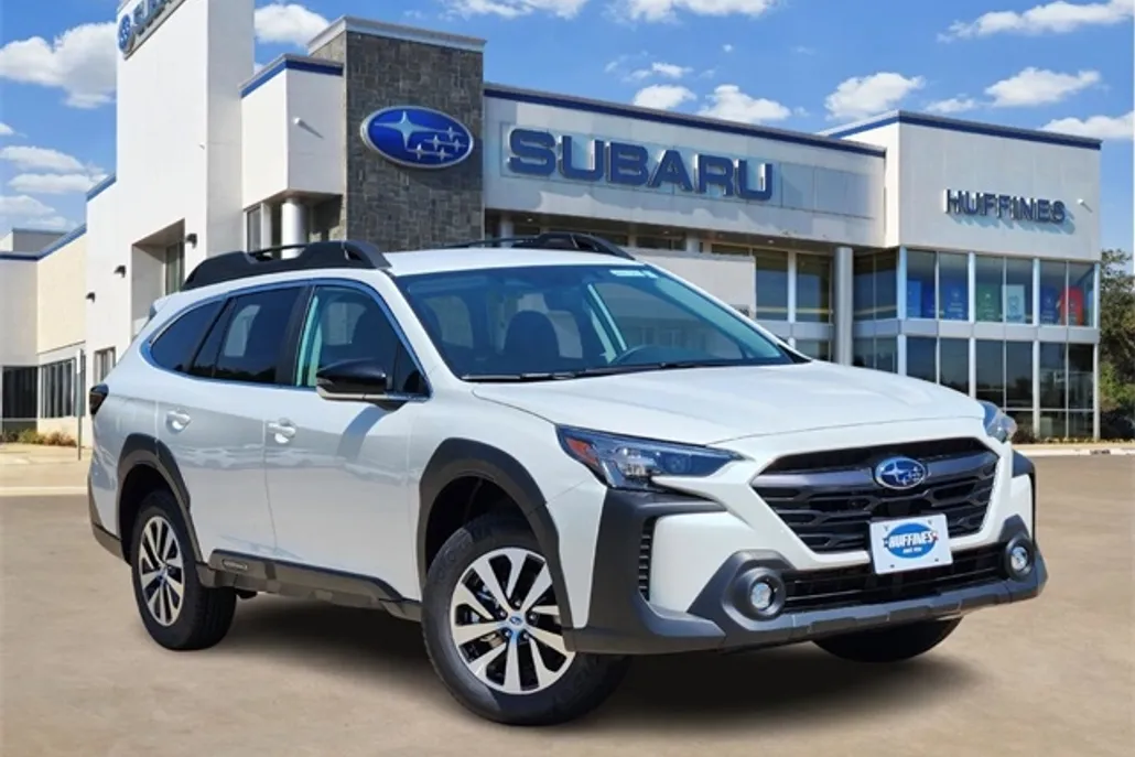 2025 Subaru Outback Premium photo 1