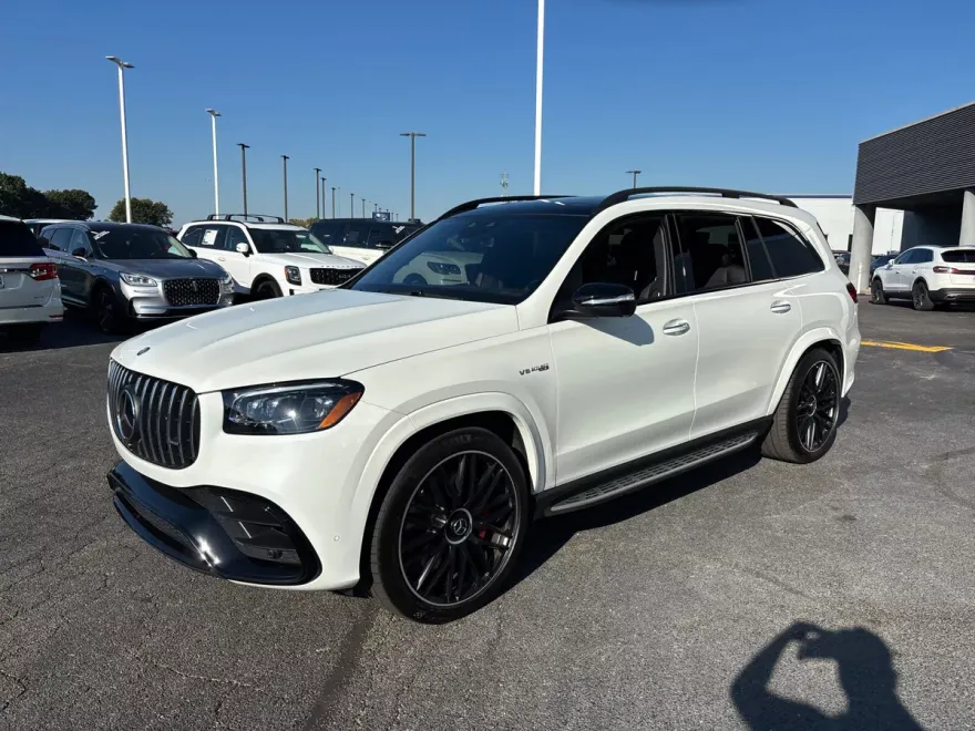 2024 Mercedes Benz GLS AMG 63 photo 1