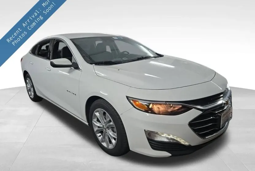 2024 Chevrolet Malibu 1LT photo 1