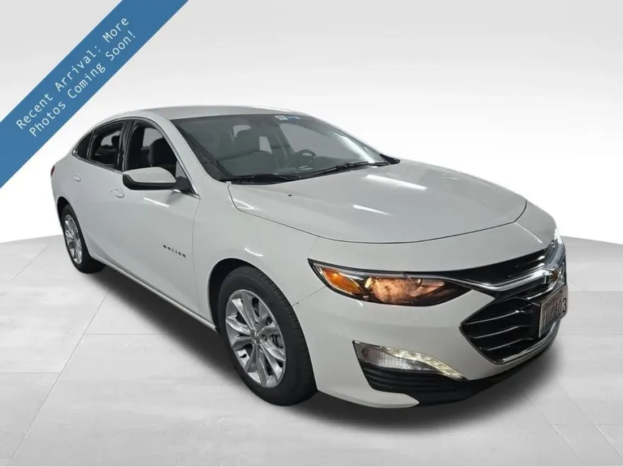 2024 Chevrolet Malibu 1LT photo 1