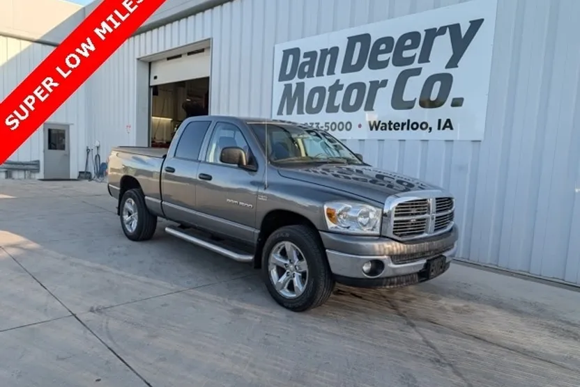 2007 Dodge Ram SLT photo 1