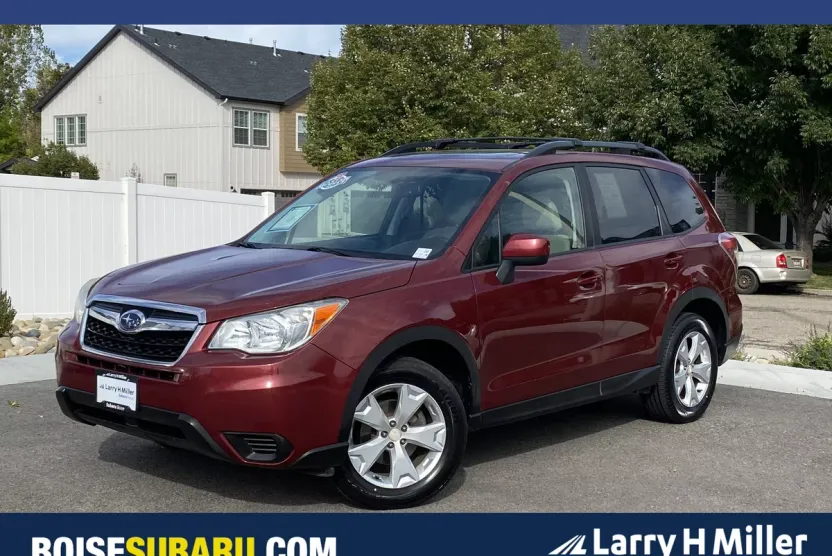 2015 Subaru Forester 2.5i Premium photo 1