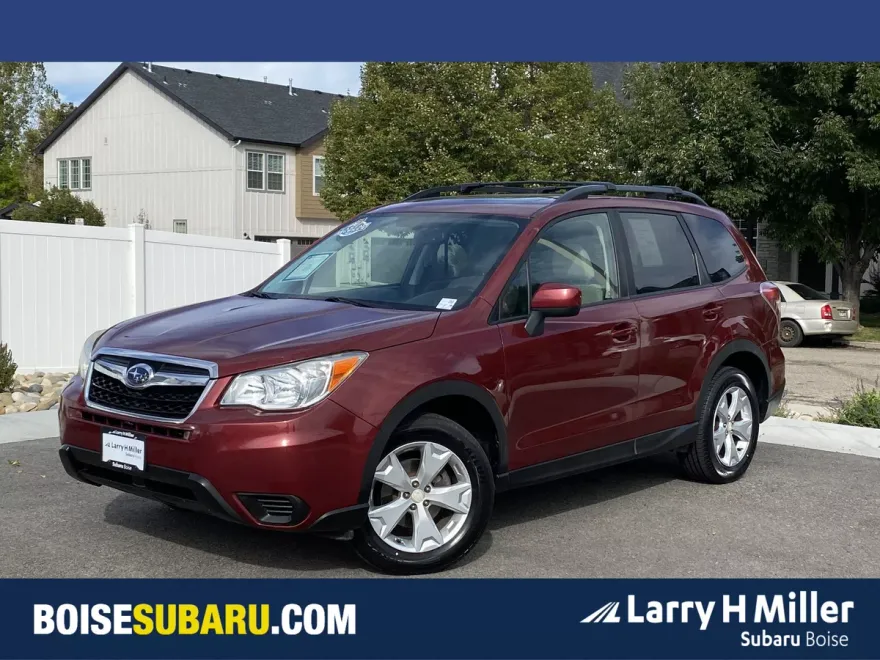 2015 Subaru Forester 2.5i Premium photo 1