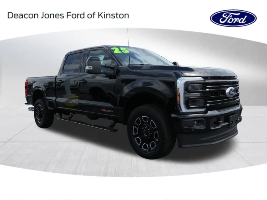 2025 Ford F-250 Platinum photo 1