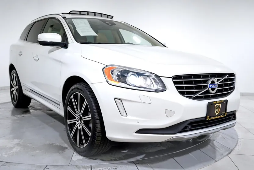 2017 Volvo XC60 T6 Inscription photo 1