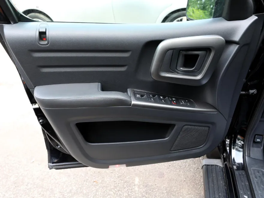 2013 Honda Ridgeline RTL photo 13