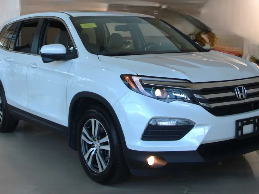 2016 Honda Pilot EX-L photo 1