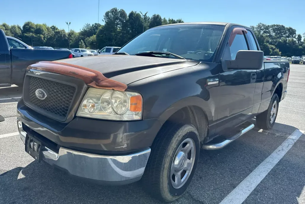 2005 Ford F-150 XL photo 1