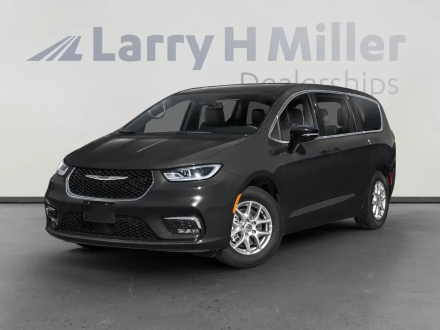 2025 Chrysler Pacifica photo 1