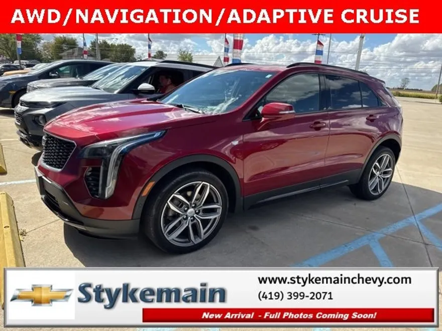 2020 Cadillac XT4 Sport photo 1