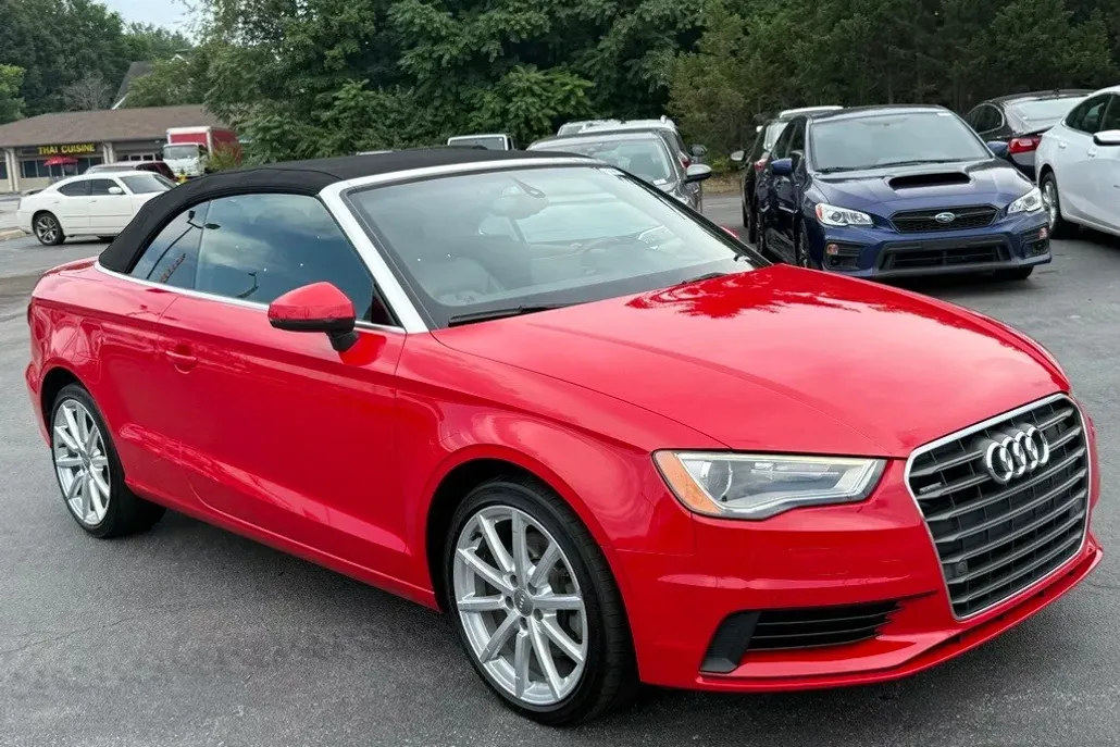 2015 Audi A3 2.0T Premium Plus photo 1