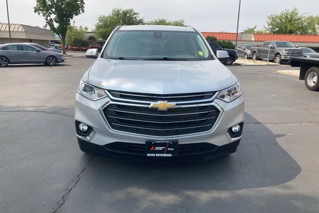 2021 Chevrolet Traverse Cloth 1LT photo 1