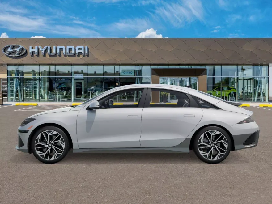 2025 Hyundai Ioniq 6 SEL photo 1