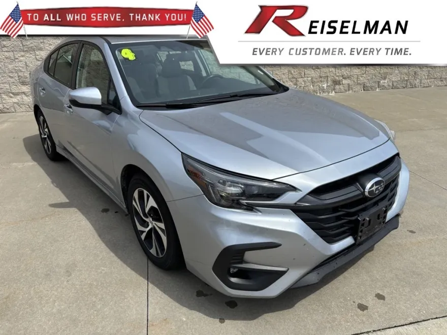2024 Subaru Legacy Premium photo 1