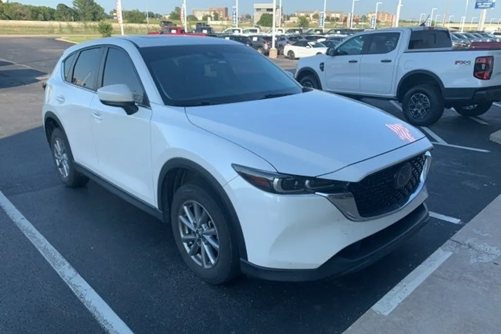 2022 Mazda CX-5 2.5 S Preferred photo 1