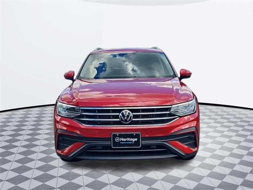 2022 Volkswagen Tiguan SE photo 1