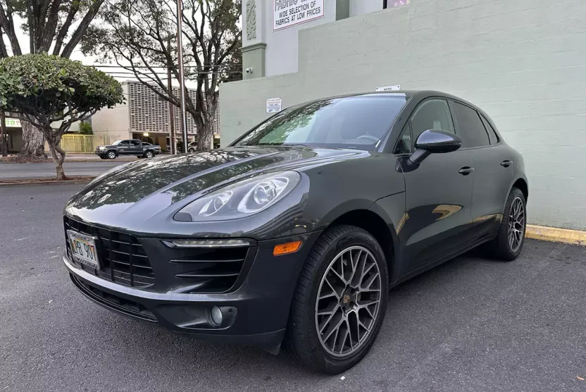 2017 Porsche Macan S photo 1