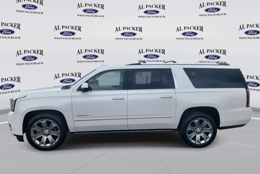 2016 Gmc Yukon XL Denali photo 1
