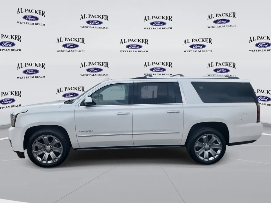 2016 Gmc Yukon XL Denali photo 1