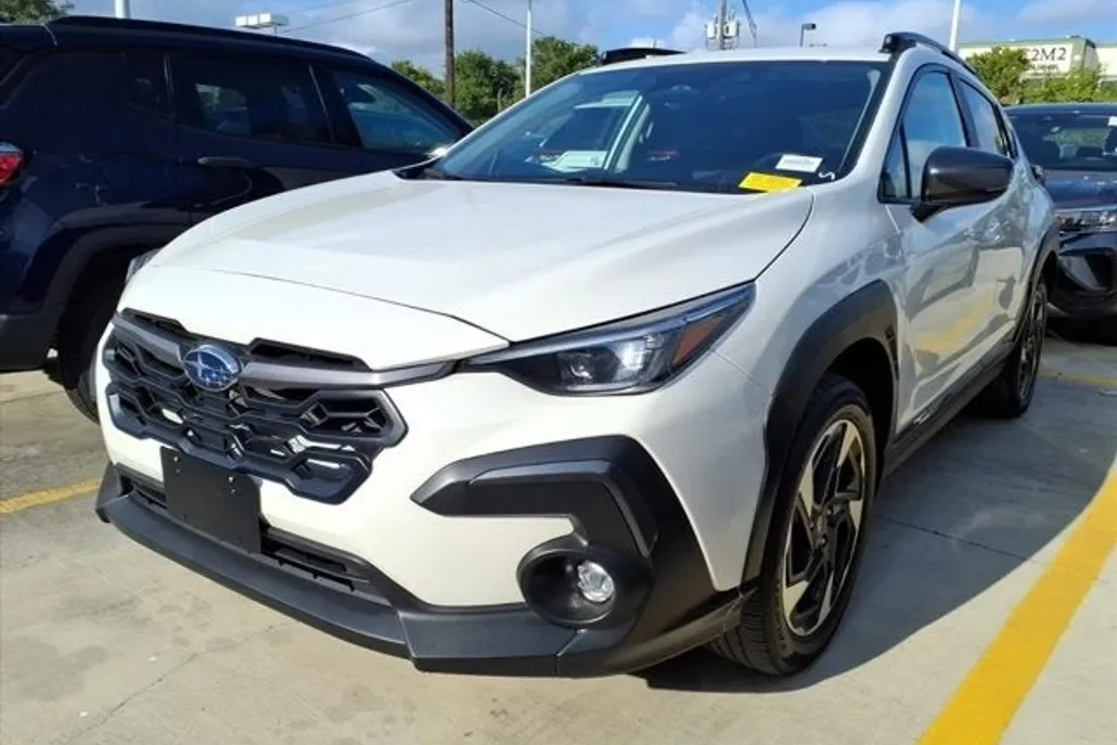 2024 Subaru Crosstrek Limited photo 1