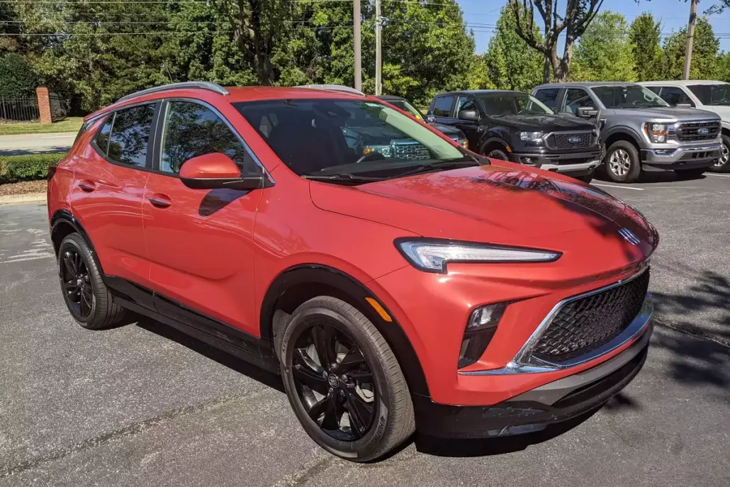 2024 Buick Encore GX Sport Touring photo 1