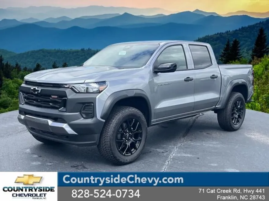 2026 Chevrolet Colorado Trail Boss photo 1