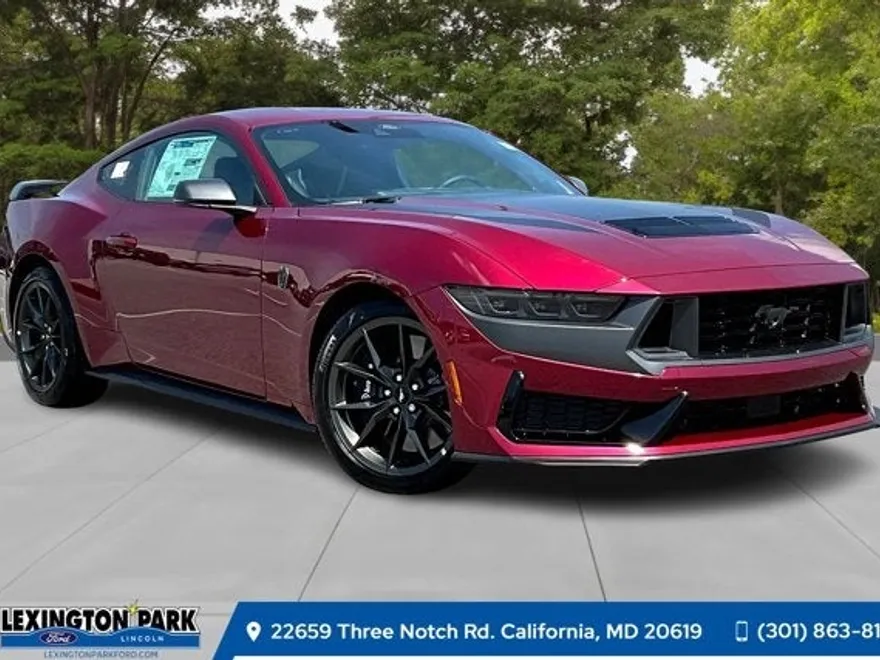 2025 Ford Mustang Dark Horse photo 1