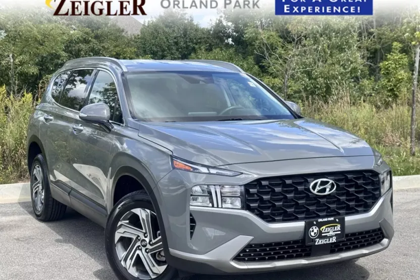2023 Hyundai Santa Fe SEL photo 1