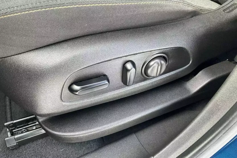 2021 Chevrolet Equinox LT photo 1