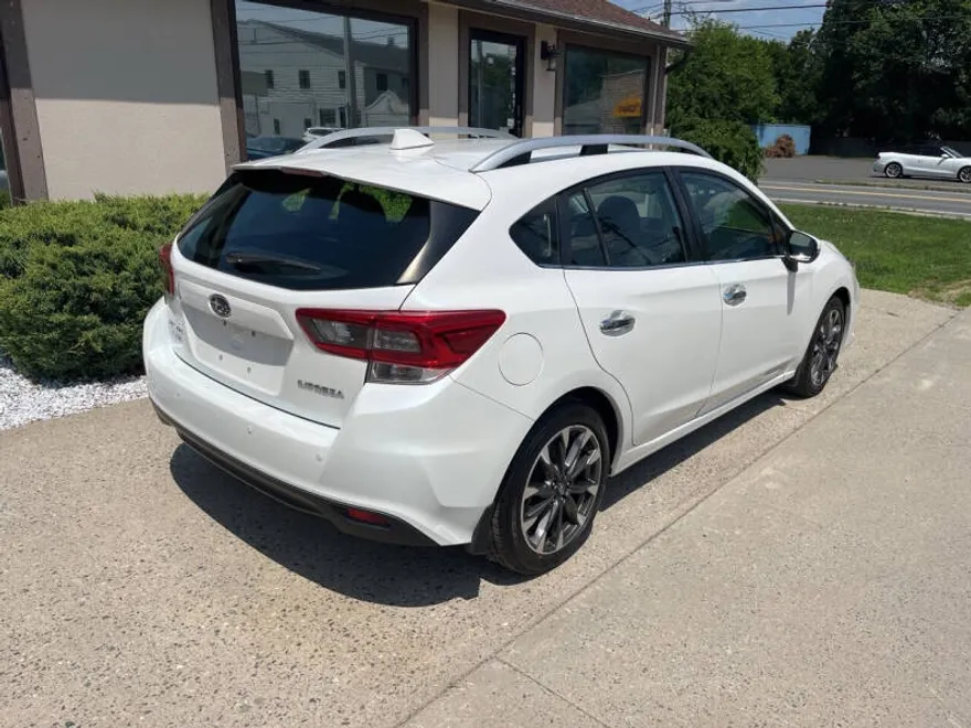 2020 Subaru Impreza Limited photo 1
