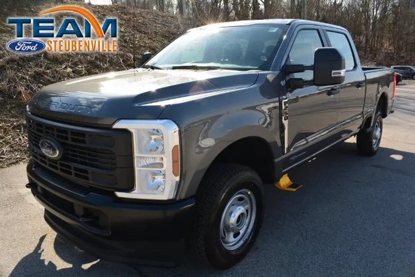 2025 Ford F-250 XL photo 1