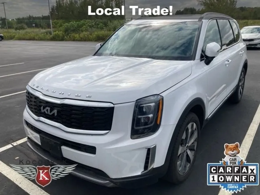 2022 Kia Telluride EX photo 1
