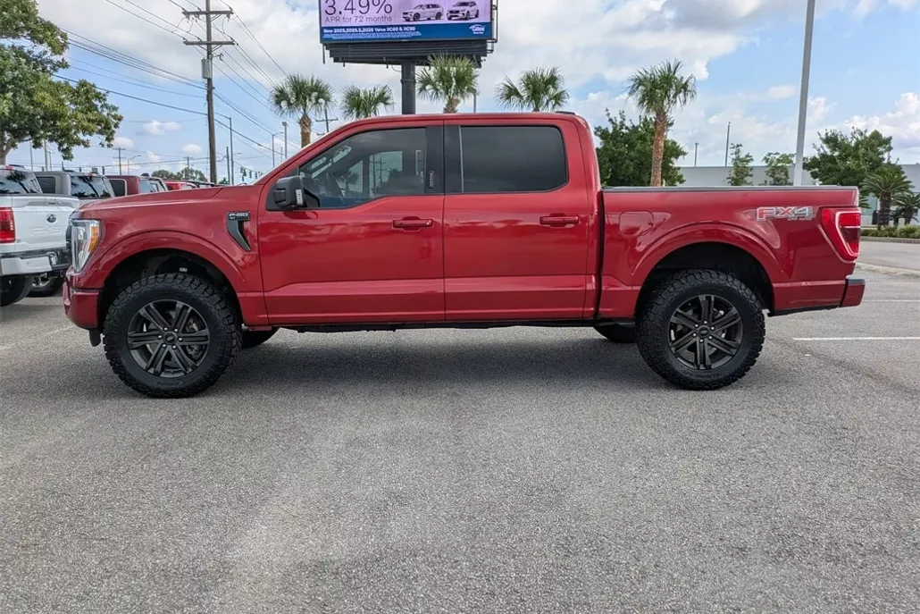 2022 Ford F-150 XLT photo 1