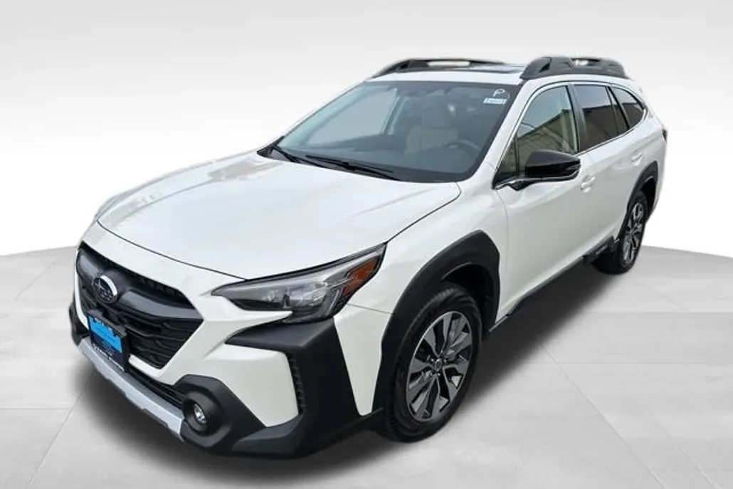 2023 Subaru Outback Limited photo 1
