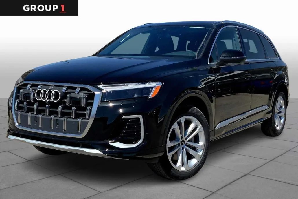 2025 Audi Q7 55 Premium Plus photo 1