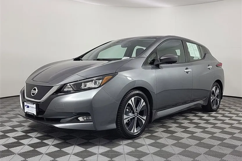 2020 Nissan Leaf SV photo 1