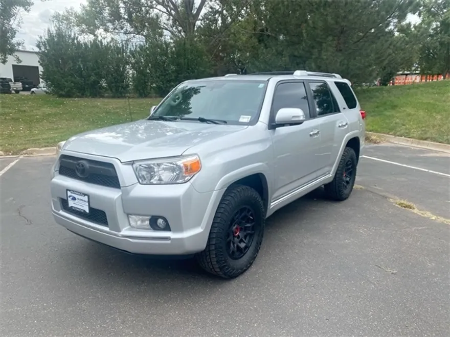 2013 Toyota 4Runner SR5 4WD photo 1