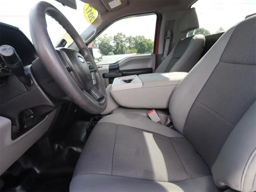 2017 Ford F-150 XL photo 1