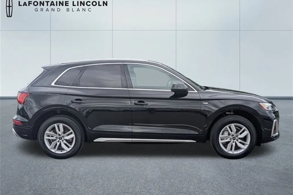 2022 Audi Q5 45 S line Premium photo 1